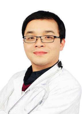 翁东博